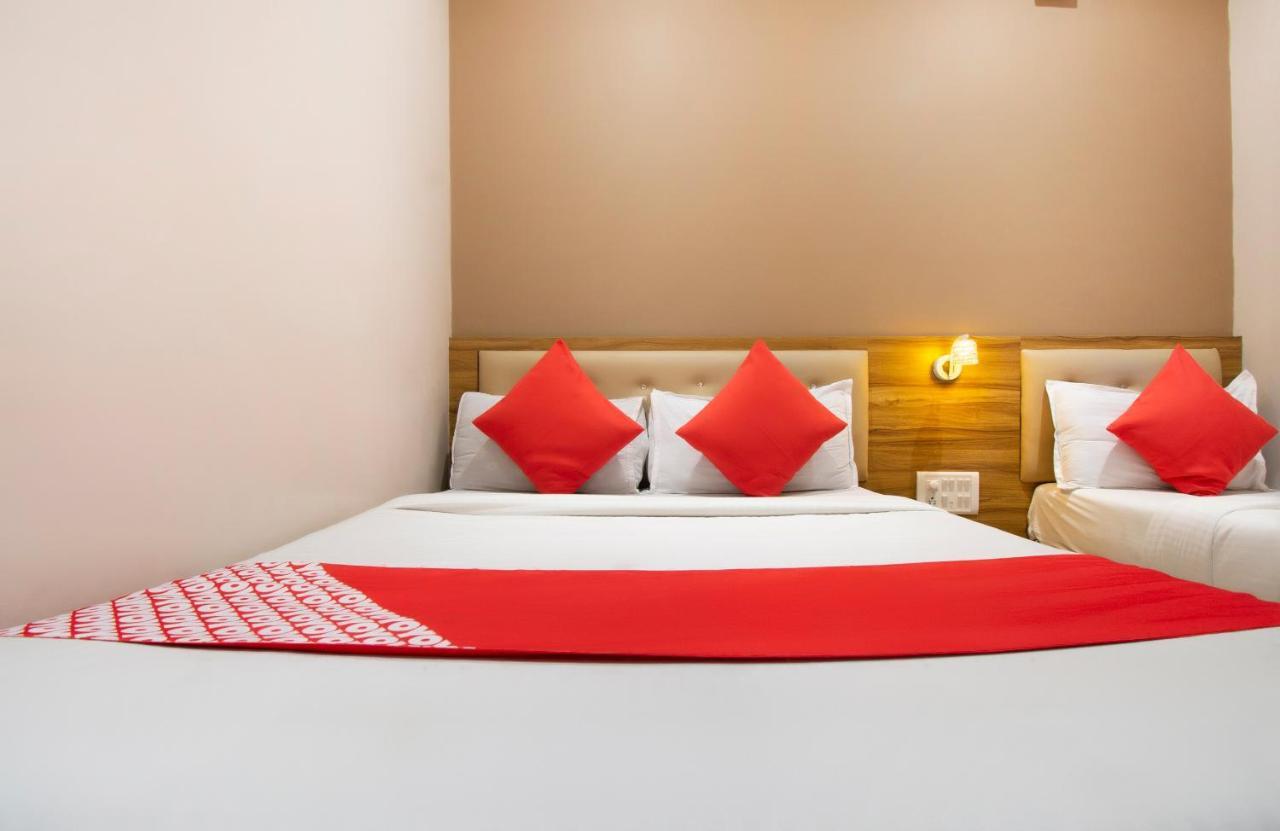 Oyo 69377 Hotel Ruby Mumbai Bagian luar foto